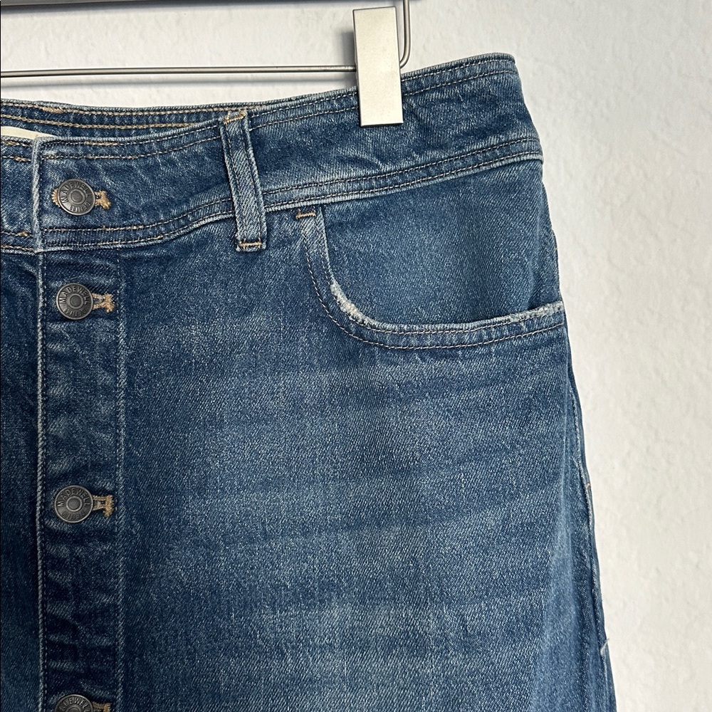 Madewell - Denim Button-Front Midi Skirt - Picture 8 of 9